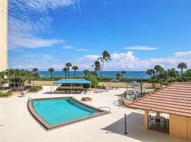 400 Ocean Trail Way
