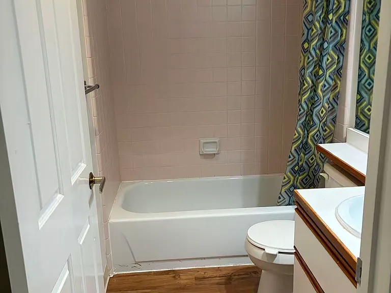 4155 El Camino Way — Photo 3