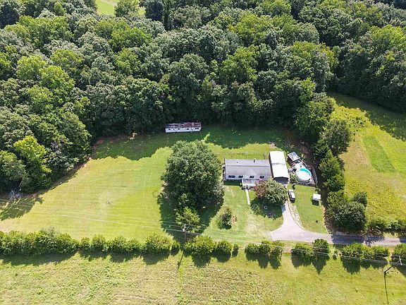 2nd image of 3908 Old Georgia Hwy