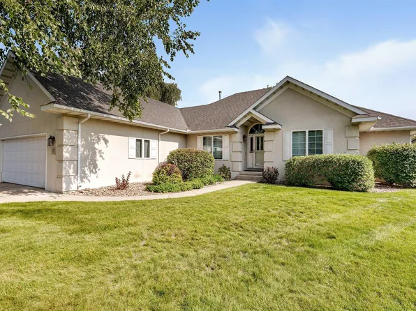 16 Lindsay Ct, Saint Cloud, MN 56301