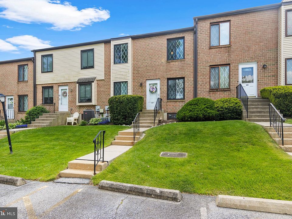 1st image of 5200 Hilltop Dr #412