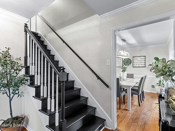 3rd image of 7505 Glen Arbor Rd