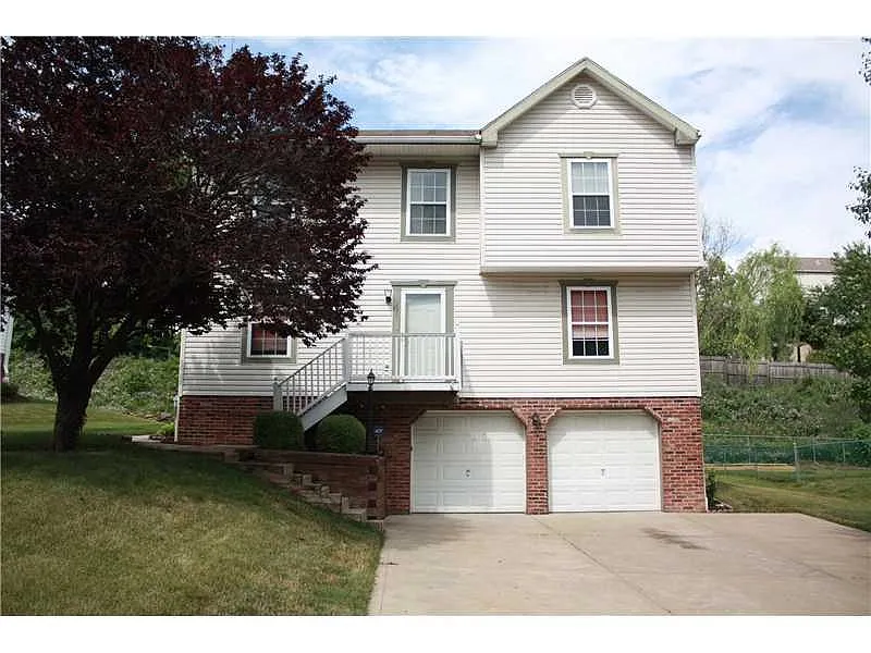 130 Shelbourne Dr photo 1
