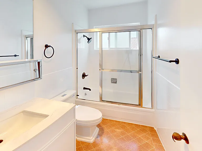 2525 Balboa St #201 — Photo 9