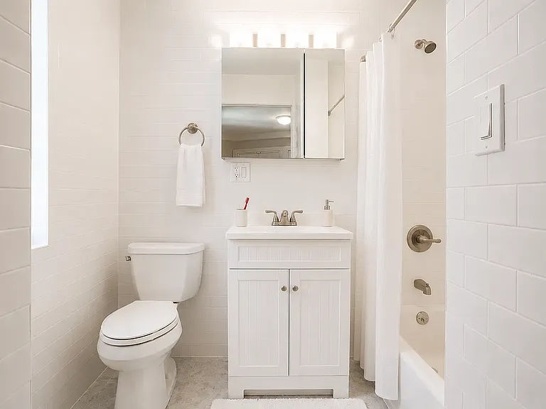 550 Riverside Dr #24 — Photo 10