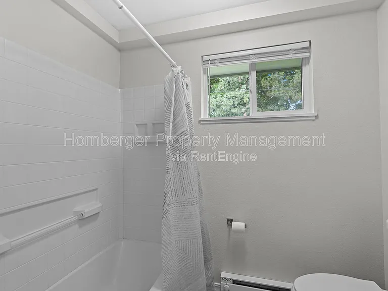 3816 S Bowdish Rd — Photo 21