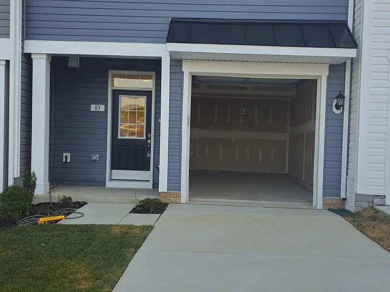 83 Clifton Mnr — Photo 28