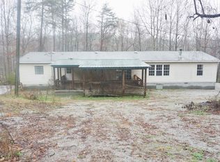 3428 Defoor Rd, Toccoa, GA 30577