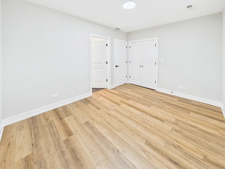 1900 W 17th St #1R — Photo 14