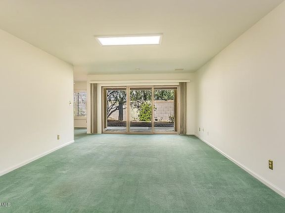 1526 E Royal Palm Pic- Living Room