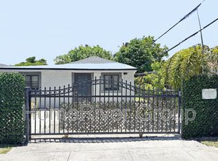 1301 NW 99th St #A, Miami, FL 33147