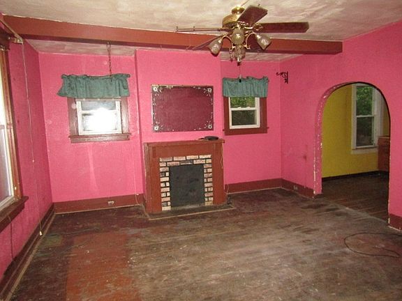 5th image of 117 Ridge Ave