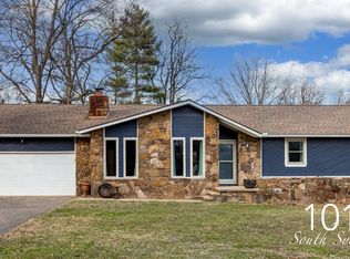 1019 S Sycamore Dr, Grove, OK 74344