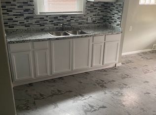15024 Seymour St, Detroit, MI 48205