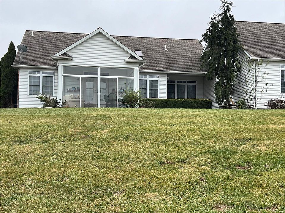 2nd image of 533 Wynnfield Ln
