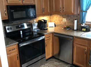 12 Delbert Dr, Clifton Township, PA 18424