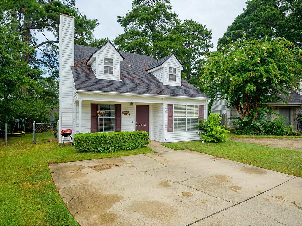 2nd image of 2413 Misty Ln