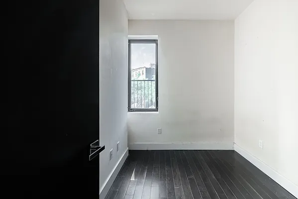 Rented by Jankos Group LLC | media 42