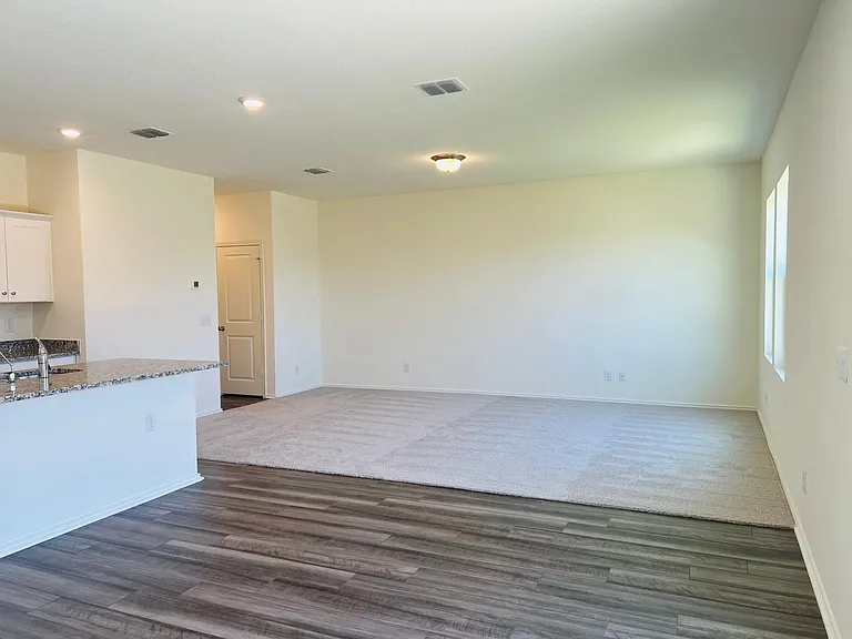 8907 Colony Mdw — Photo 9