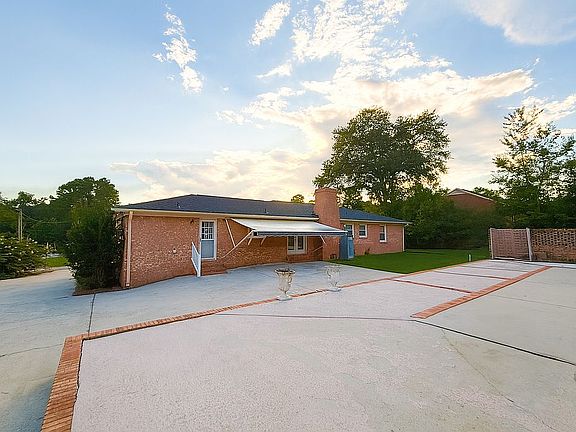 Rear View 1105 Audubon Road 