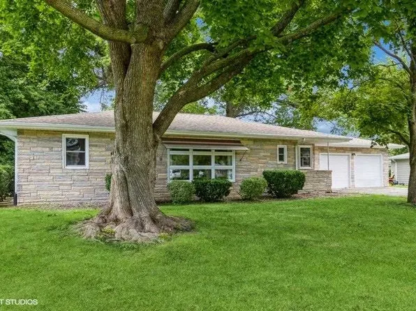 1108 N 2nd Ave, Washington, IA 52353