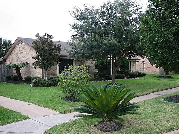 3rd image of 10319 Sagegreen Dr