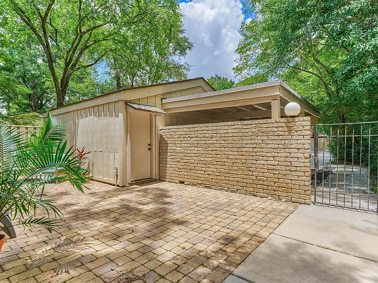 2351 W Settlers Way — Photo 5