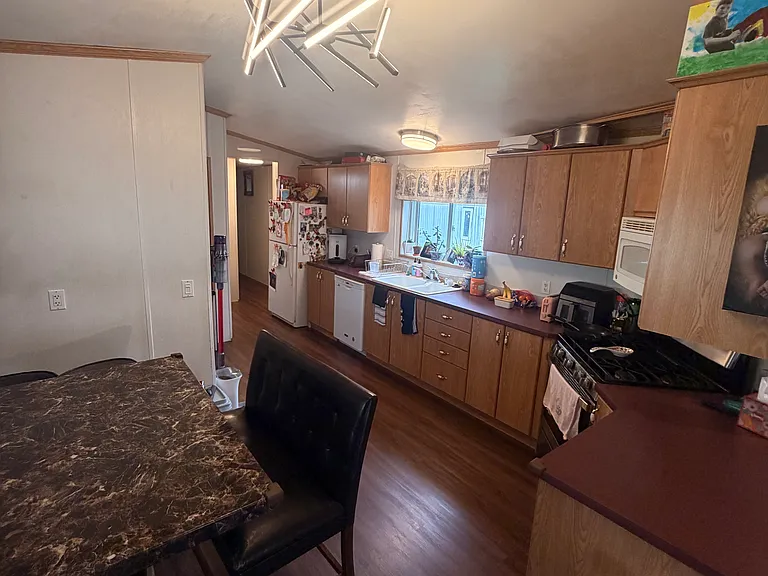 3240 Penland Pkwy #374 — Photo 4