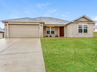 2104 Dandelion Dr, Benton, AR 72019