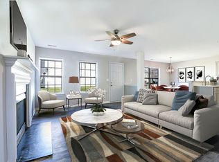 828 Swearngan Ridge Ct, Charlotte, NC 28216