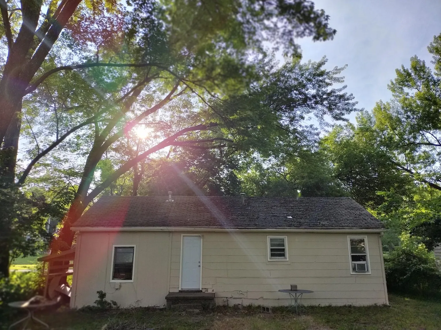2 bed, 560 sqft, $1,550 — Photo 2
