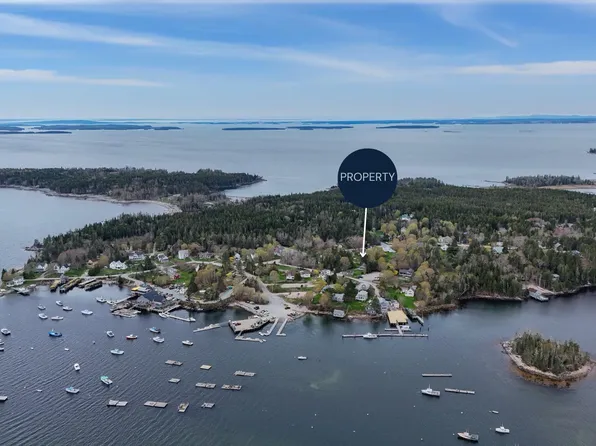 16 Columbia Avenue, Tremont, ME 04612