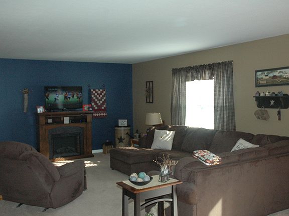 5th image of 283 Mill Creek Dr