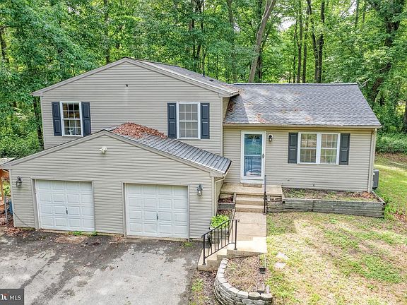 2nd image of 137 Ratledge Rd