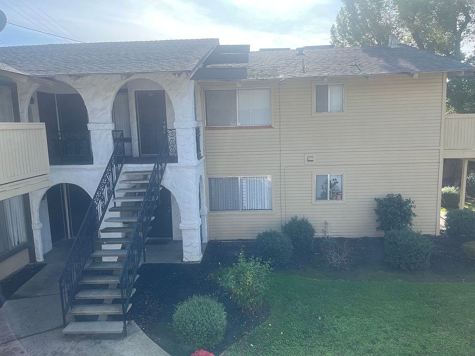 1st image of 1418 S Crowe St #23