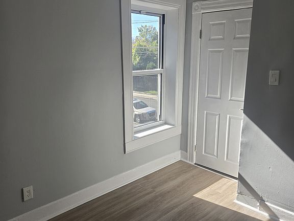 3rd image of 780 Hallett St APT 7