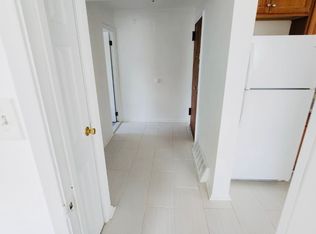 9225 Jackson St #5, Philadelphia, PA 19114