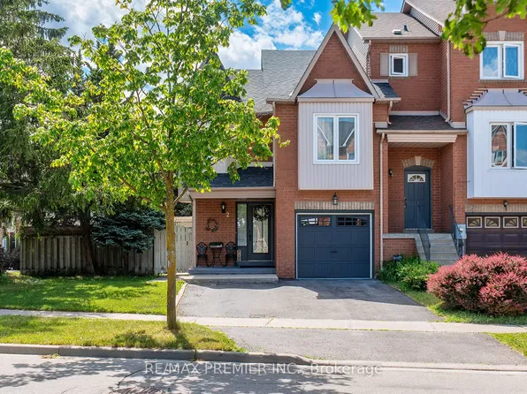 2 Prestwick Ave, Vaughan, ON L6A 2C9