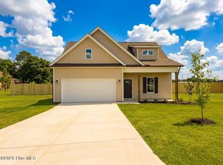 87 Sundrops Trl, Dunn, NC 28334