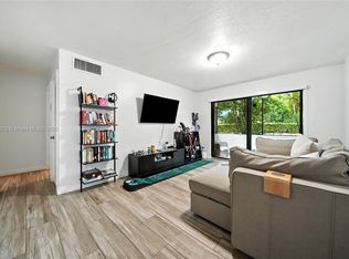 Casa Granada, Palmetto Bay, FL 33176