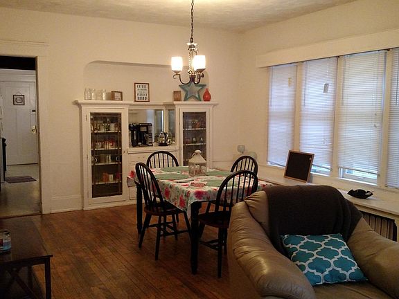 2970 - Dining Room.