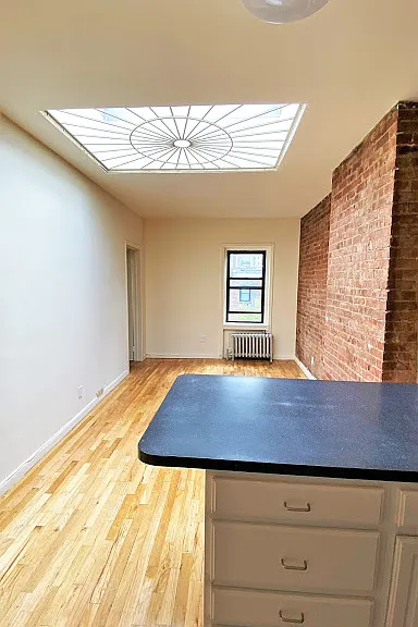 54 W 84th St #4R — Photo 2