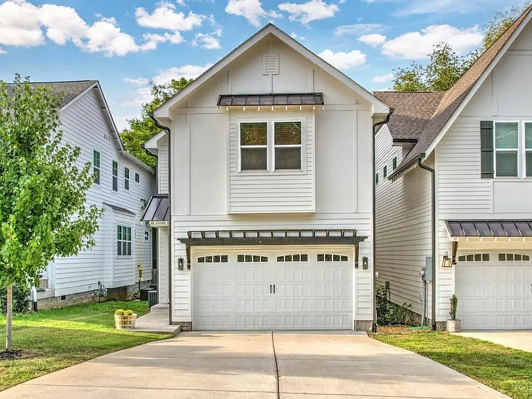 512B Camden Dr — Photo 1
