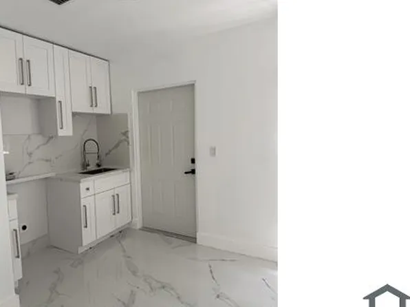 8122 NW 5th Ct, Miami, FL 33150
