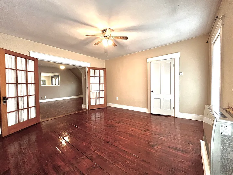 473 Cartier St #3 — Photo 11