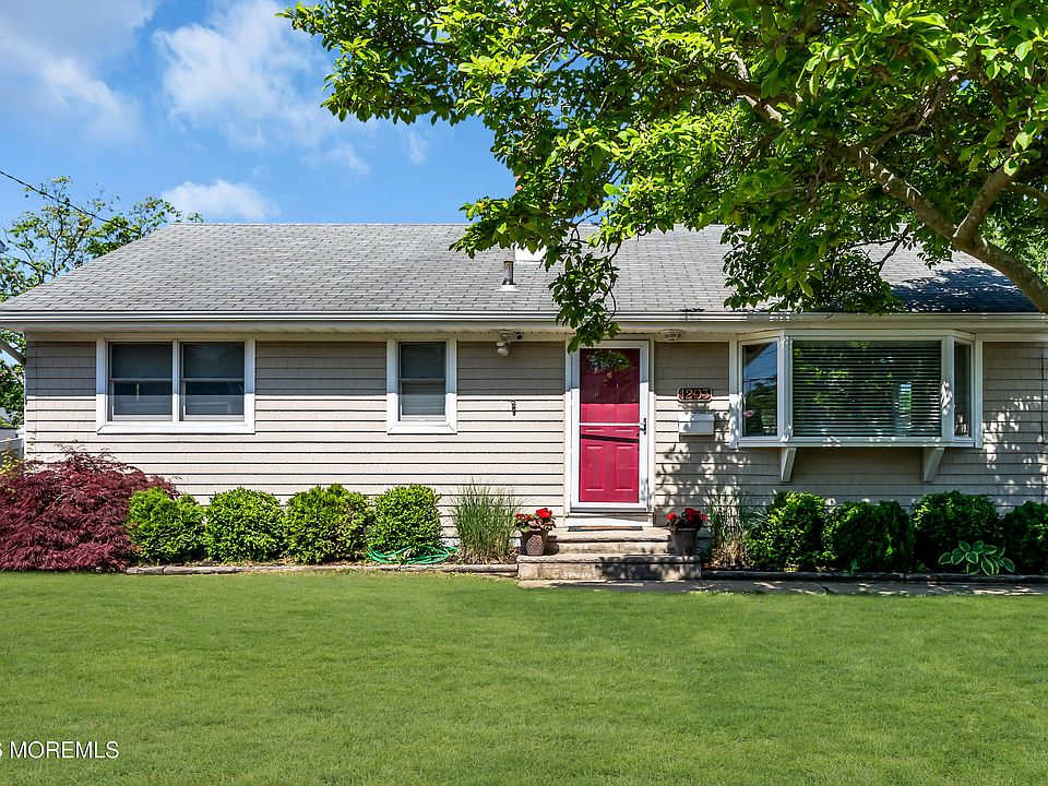 1st image of 1203 Barton Avenue