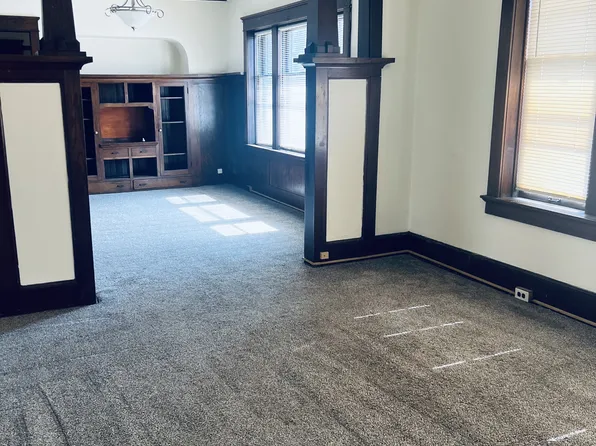 3902A N Port Washington Ave #1, Milwaukee, WI 53212
