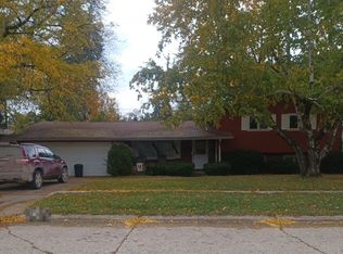 1834 Rockcreek Ln, Flint, MI 48507