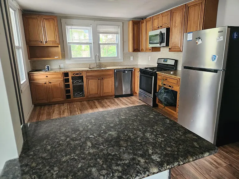 534 E Arch St — Photo 1