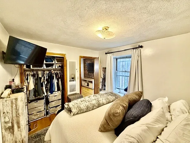 22 Thacher St #1 — Photo 17